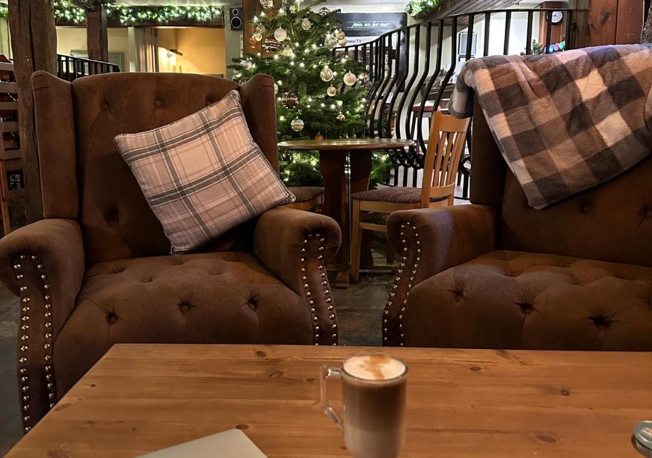 The Heathfield Inn Хонитън Екстериор снимка